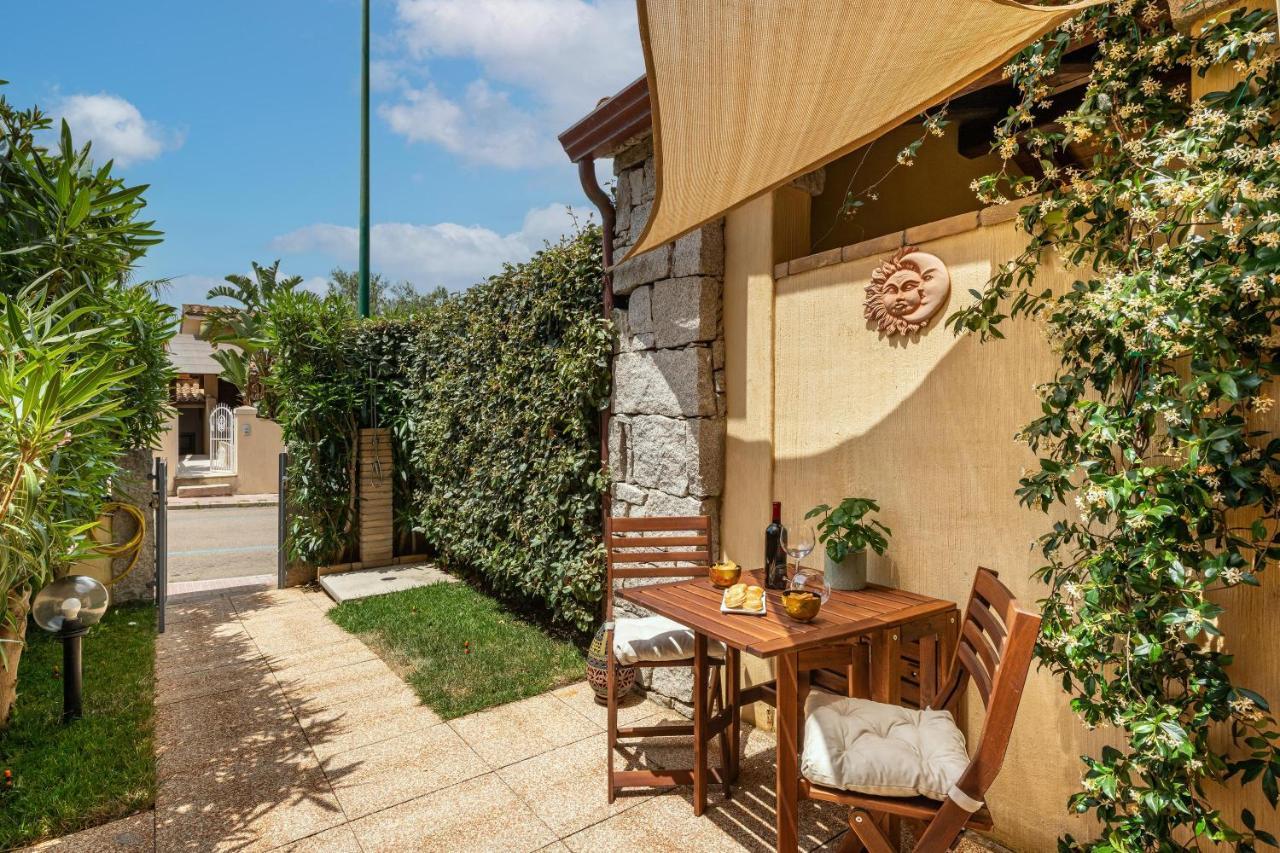 Casa Vacanze Raggio Di Luna 빌라시미우스 외부 사진